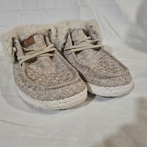 Hey Dude Beige Ankle Boots with Fur Lining